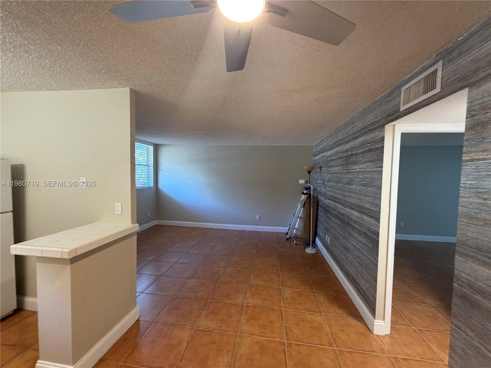 1801 S Treasure Dr #202 North Bay Village, FL 33141