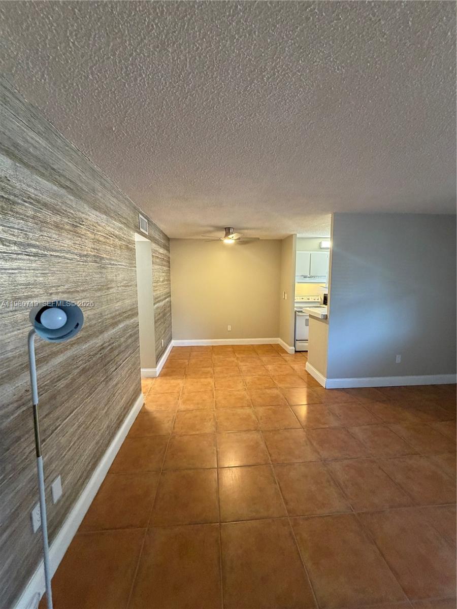 1801 S Treasure Dr #202 North Bay Village, FL 33141