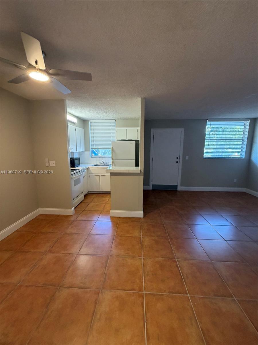 1801 S Treasure Dr #202 North Bay Village, FL 33141
