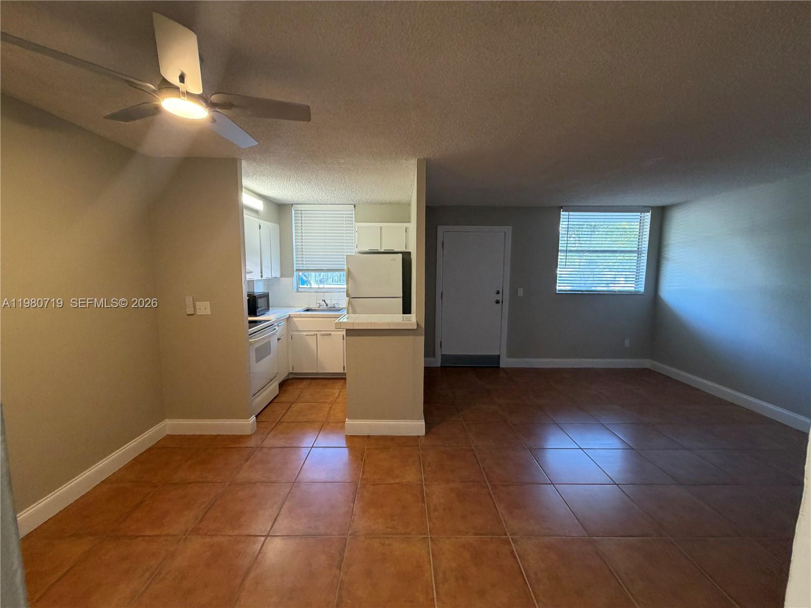 1801 S Treasure Dr #202 North Bay Village, FL 33141