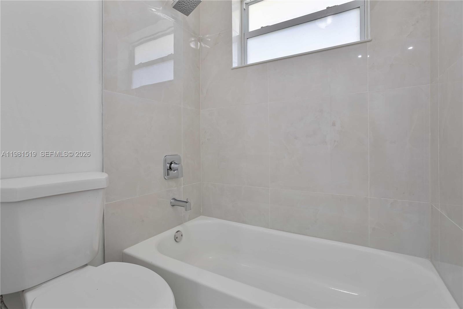 3524 NW 4th Ter Miami, FL 33125