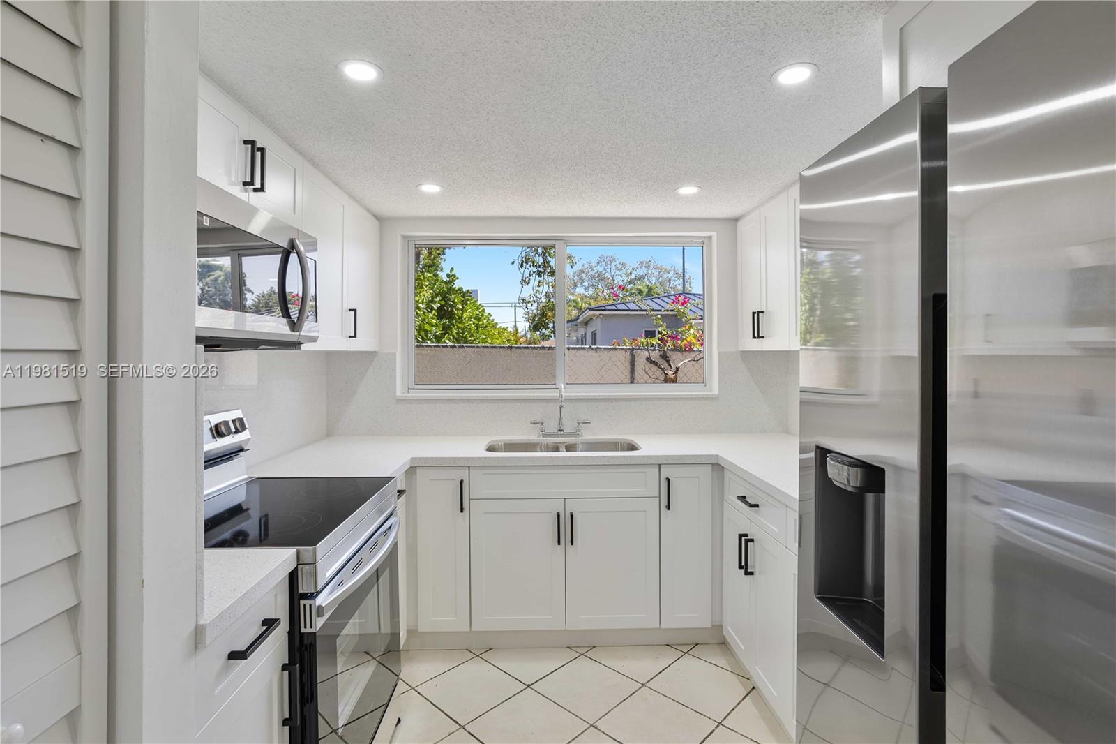 3524 NW 4th Ter Miami, FL 33125