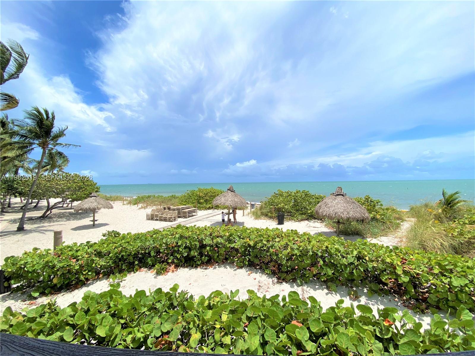 1121 Crandon Blvd #F907