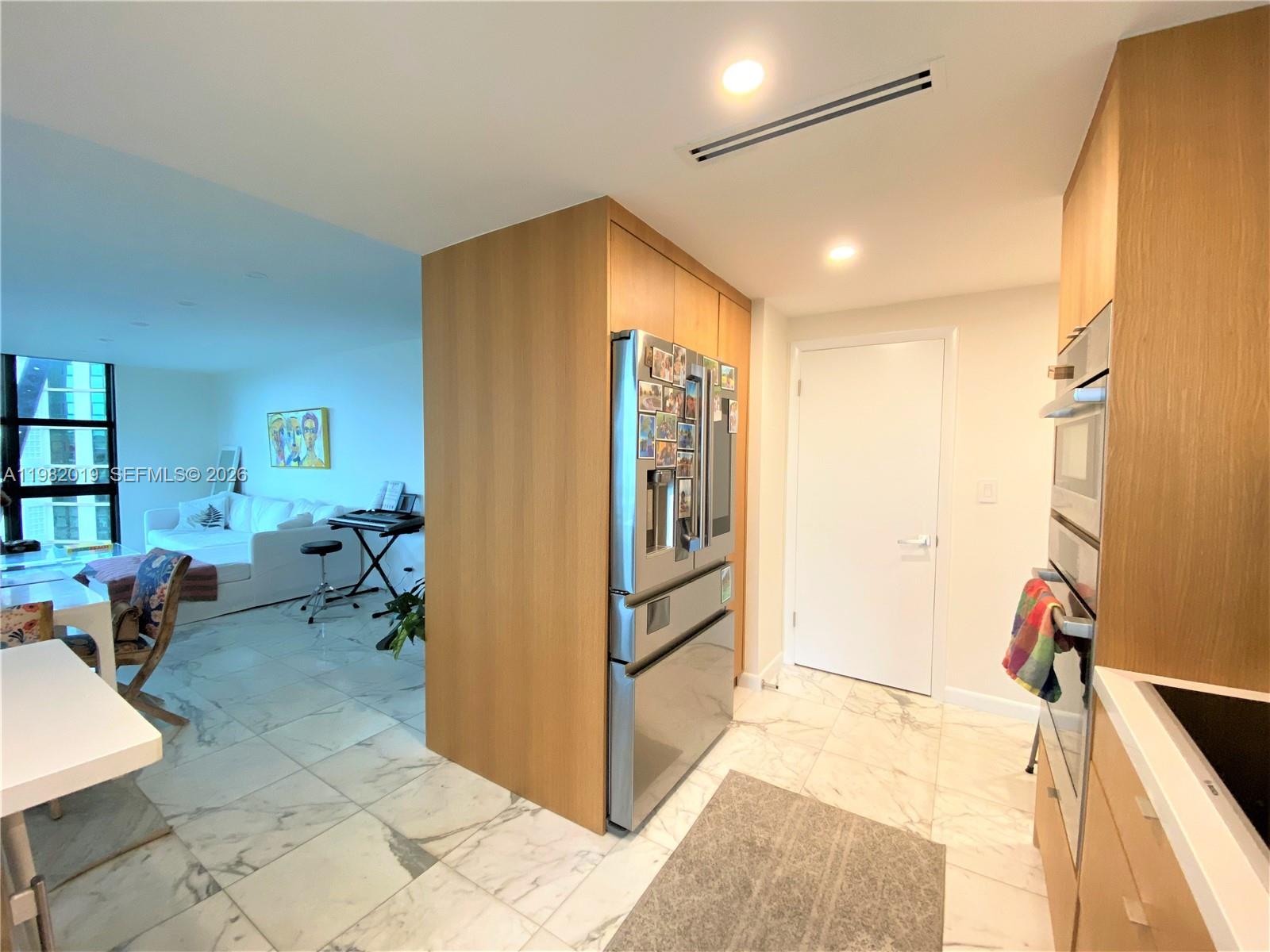 image Towers of Key Biscayne9