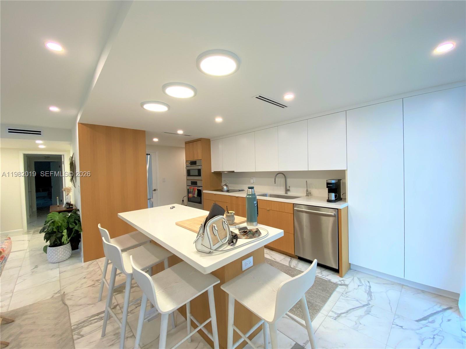 image Towers of Key Biscayne11