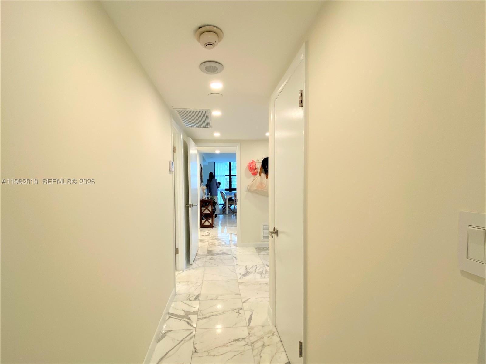 image Towers of Key Biscayne16