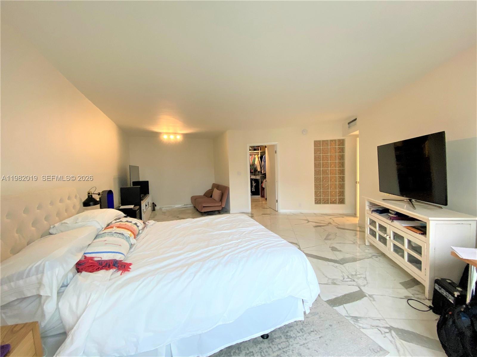 image Towers of Key Biscayne18