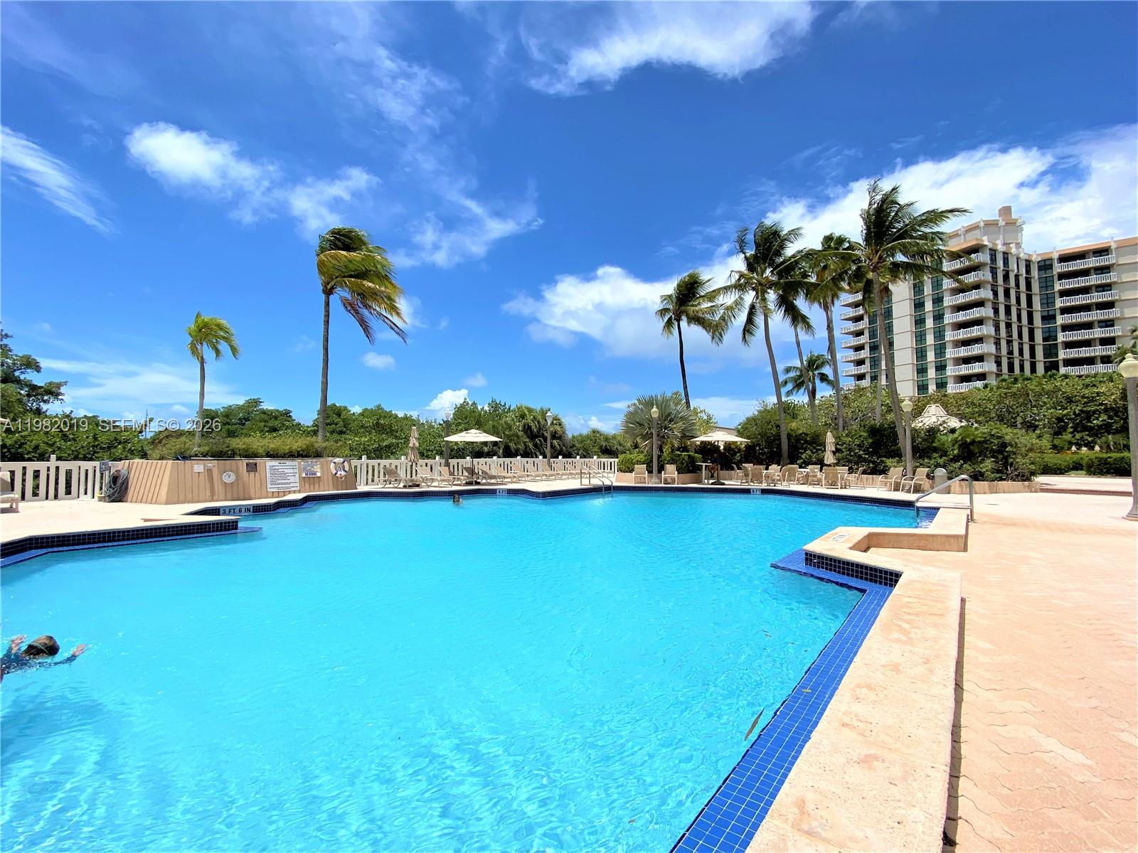 image Towers of Key Biscayne41