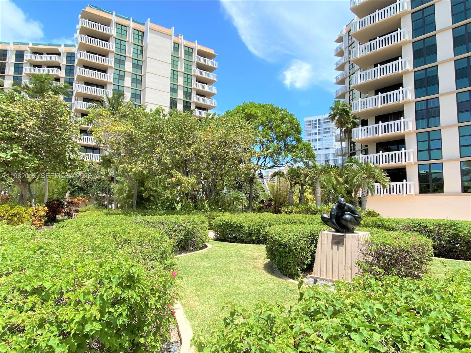 image Towers of Key Biscayne48