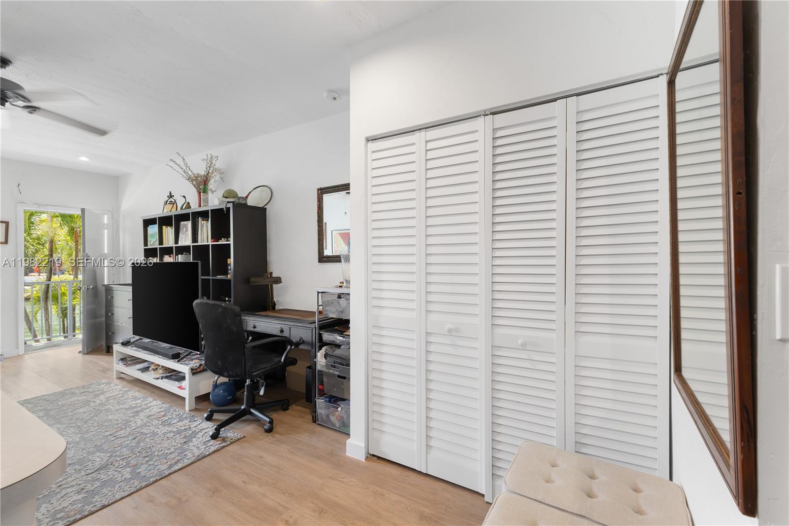 2445 Lake Pancoast Dr #J Miami Beach, FL 33140