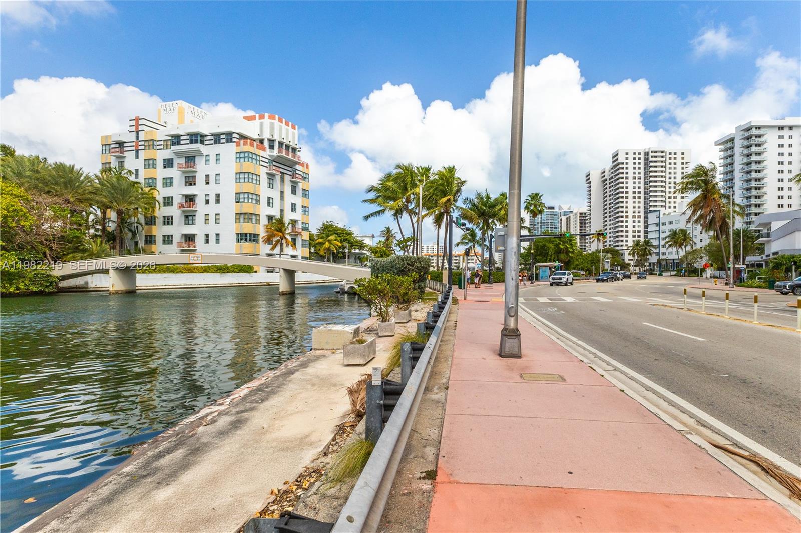 2445 Lake Pancoast Dr #J Miami Beach, FL 33140