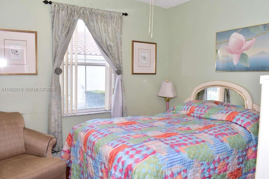 16319 SW 11th St Pembroke Pines, FL 33027