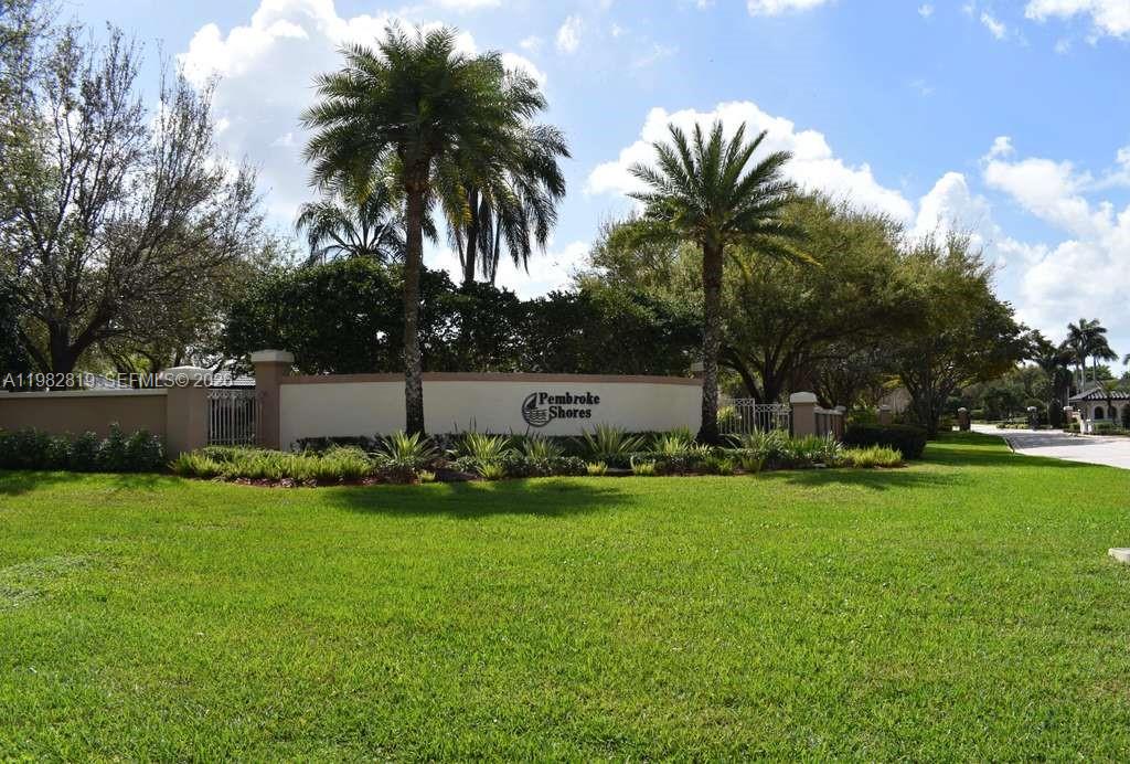 16319 SW 11th St Pembroke Pines, FL 33027