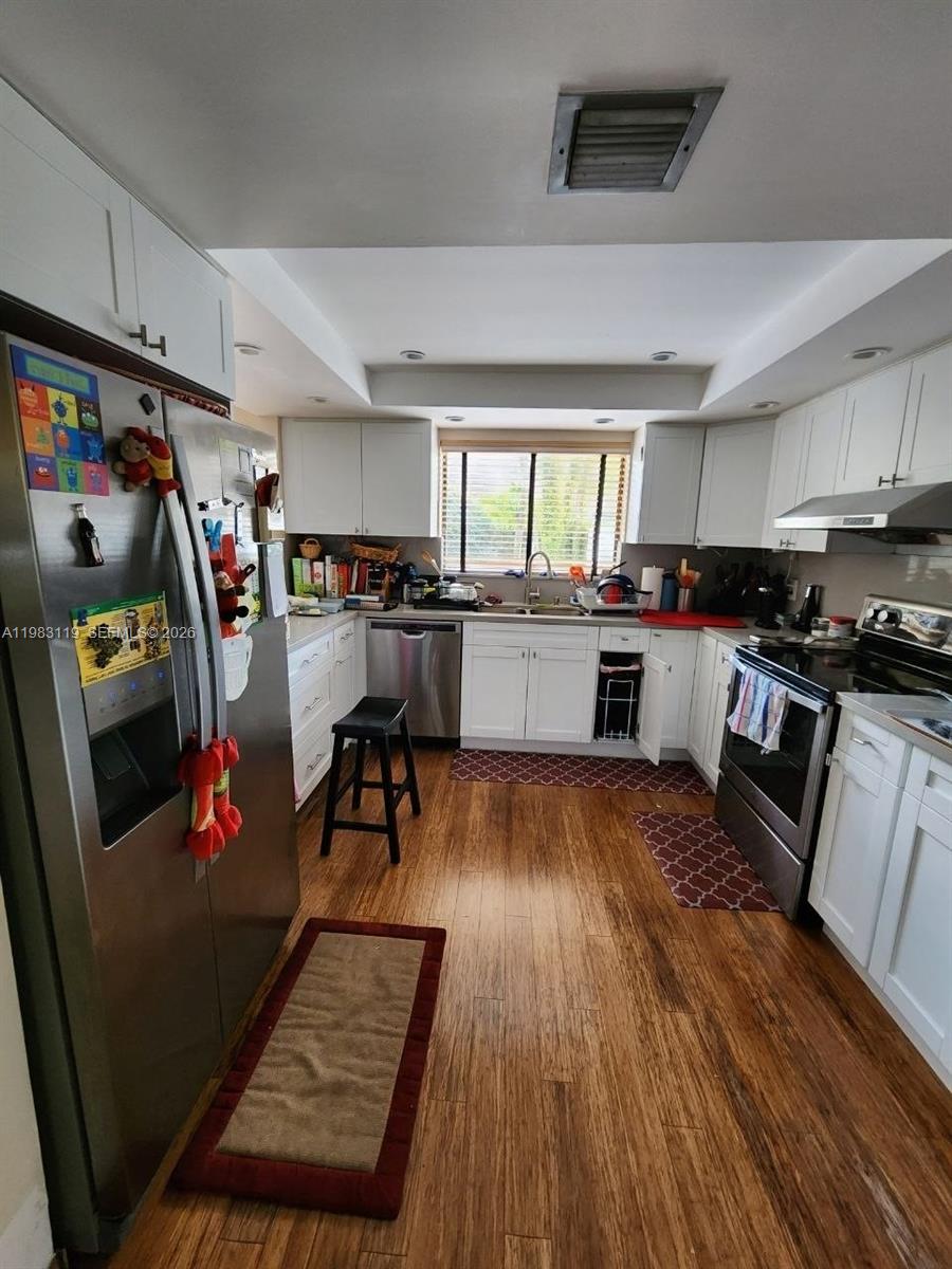 11712 SW 91st Ter Miami, FL 33186