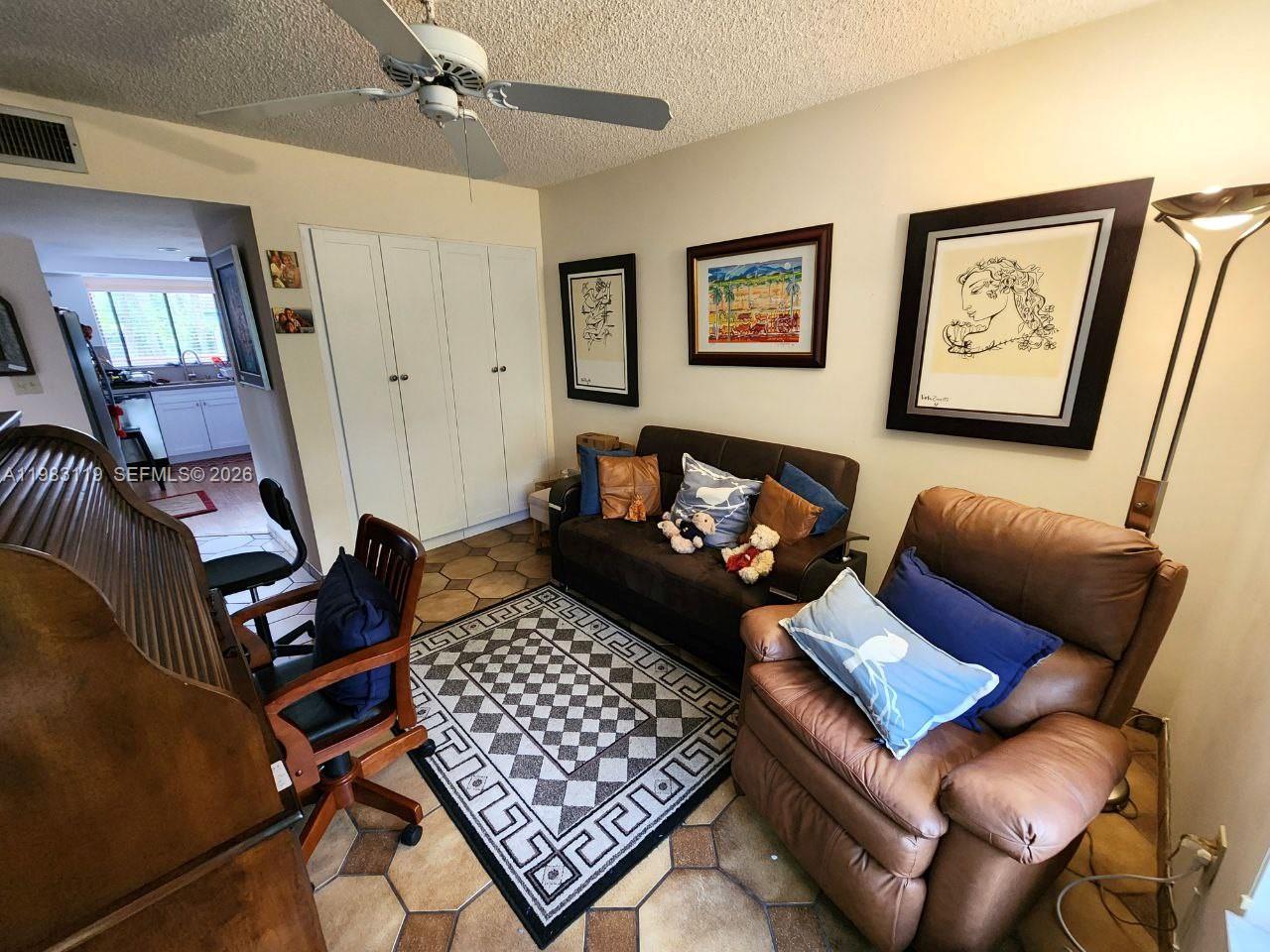 11712 SW 91st Ter Miami, FL 33186