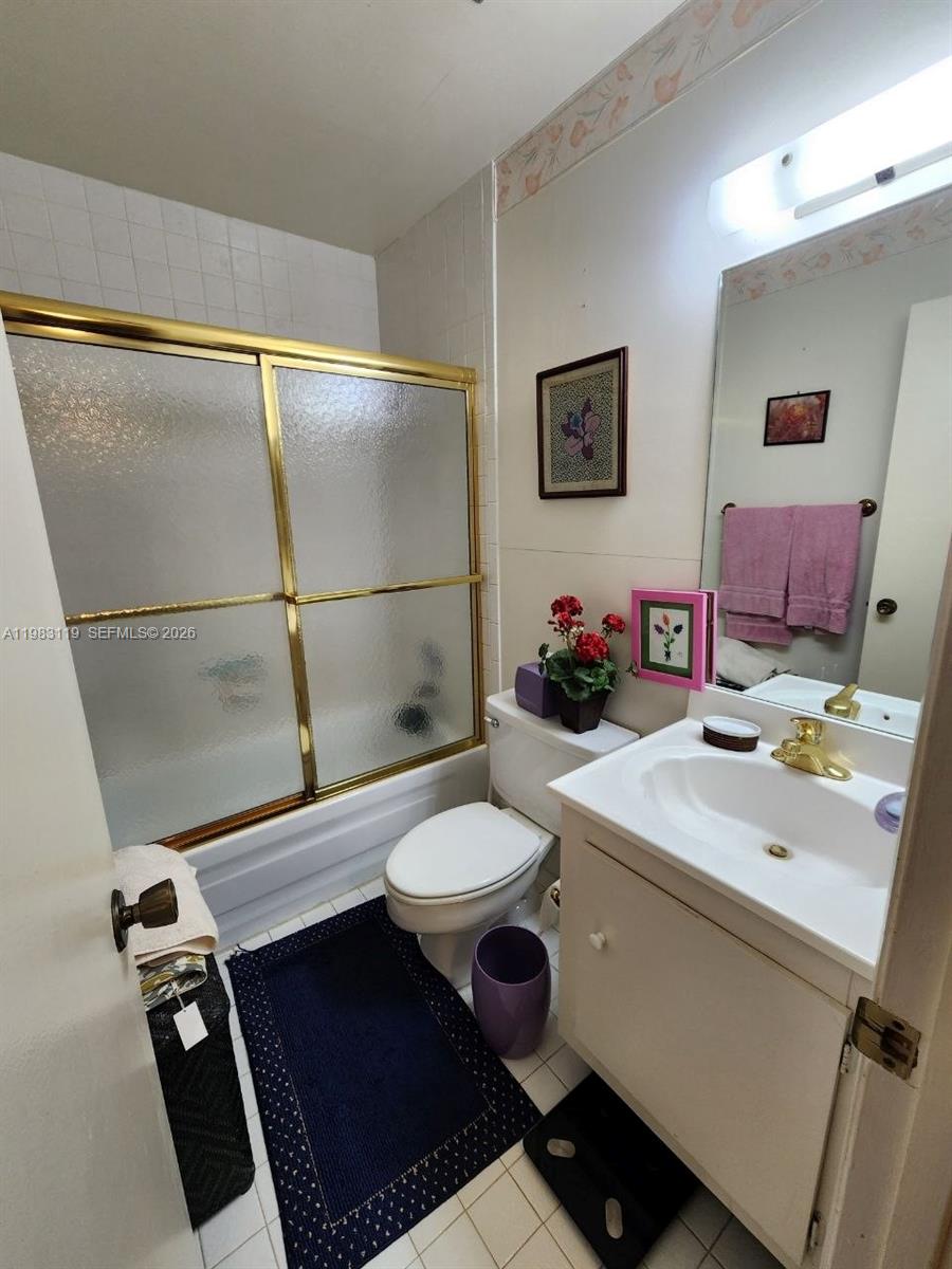 11712 SW 91st Ter Miami, FL 33186