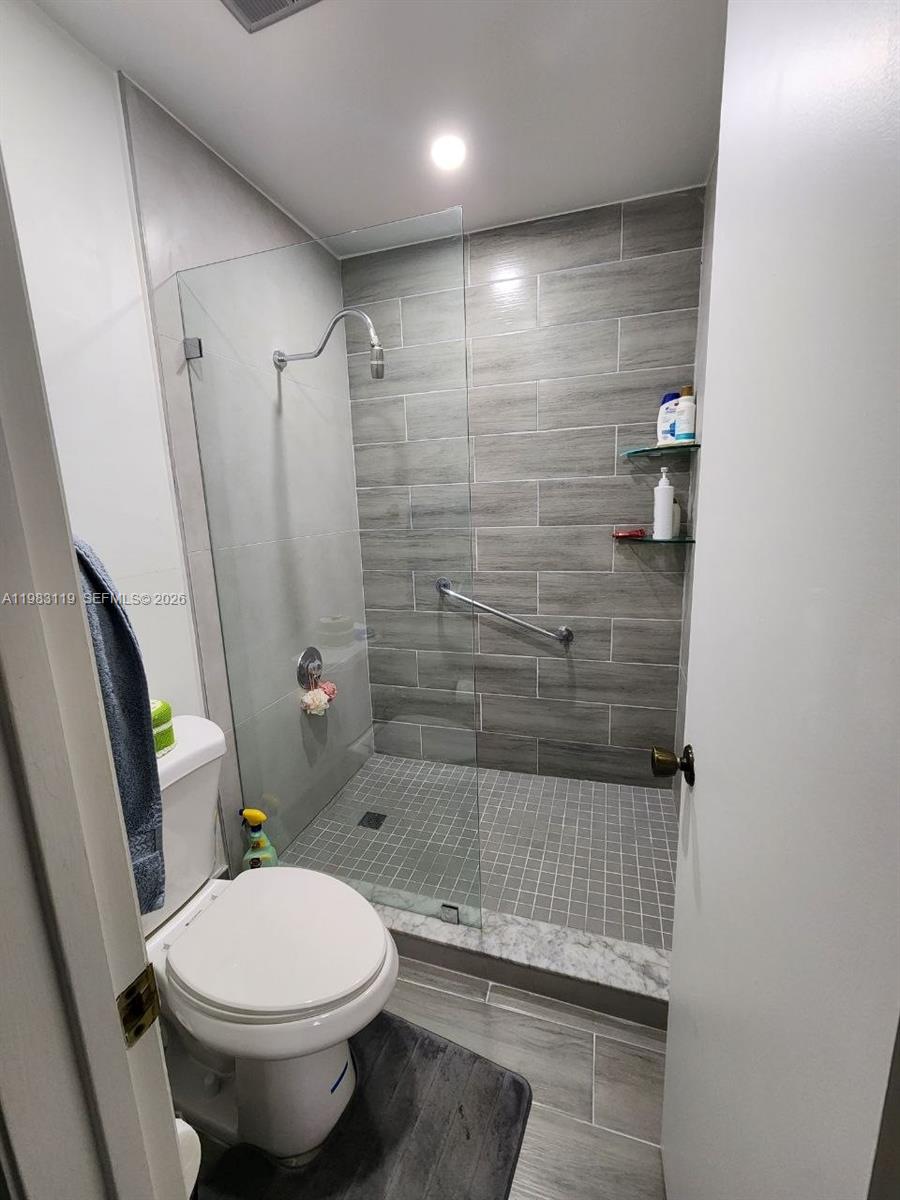 11712 SW 91st Ter Miami, FL 33186