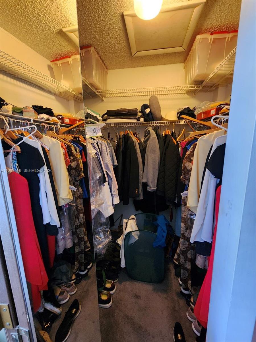 11712 SW 91st Ter Miami, FL 33186