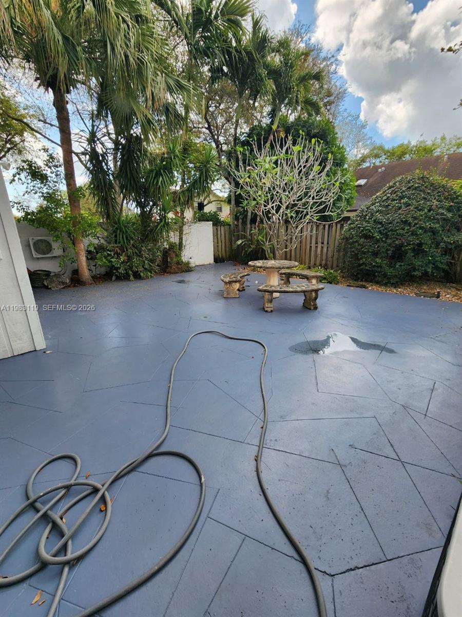 11712 SW 91st Ter Miami, FL 33186