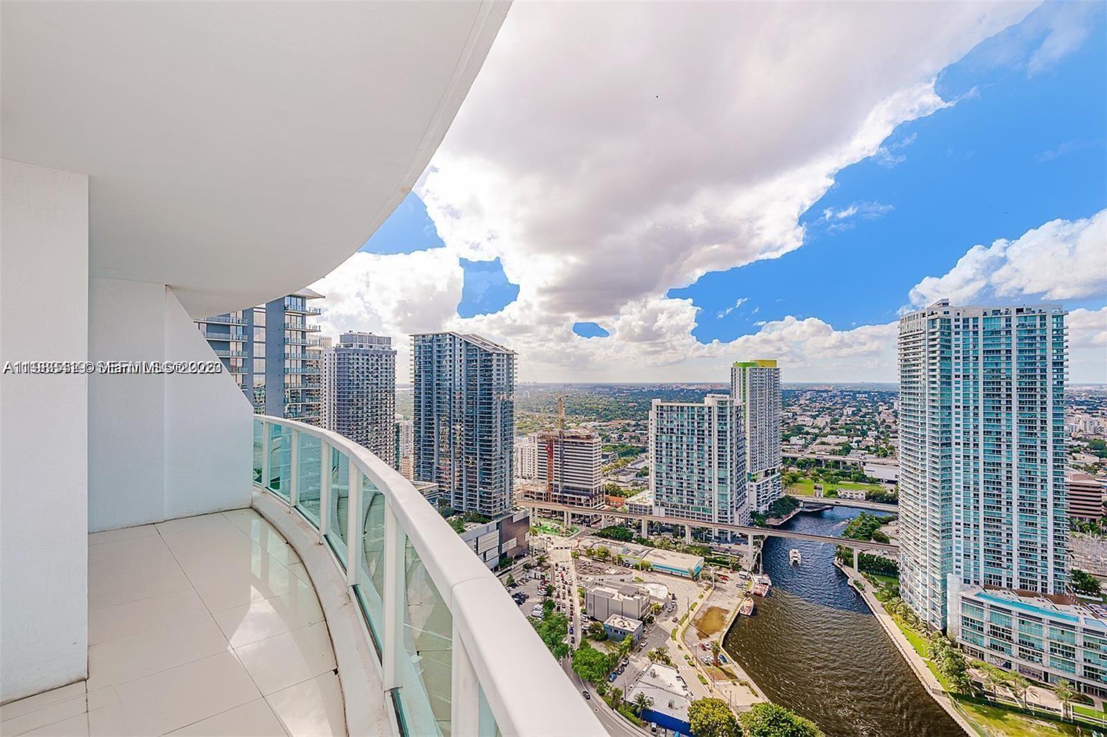 image Brickell on the River South25