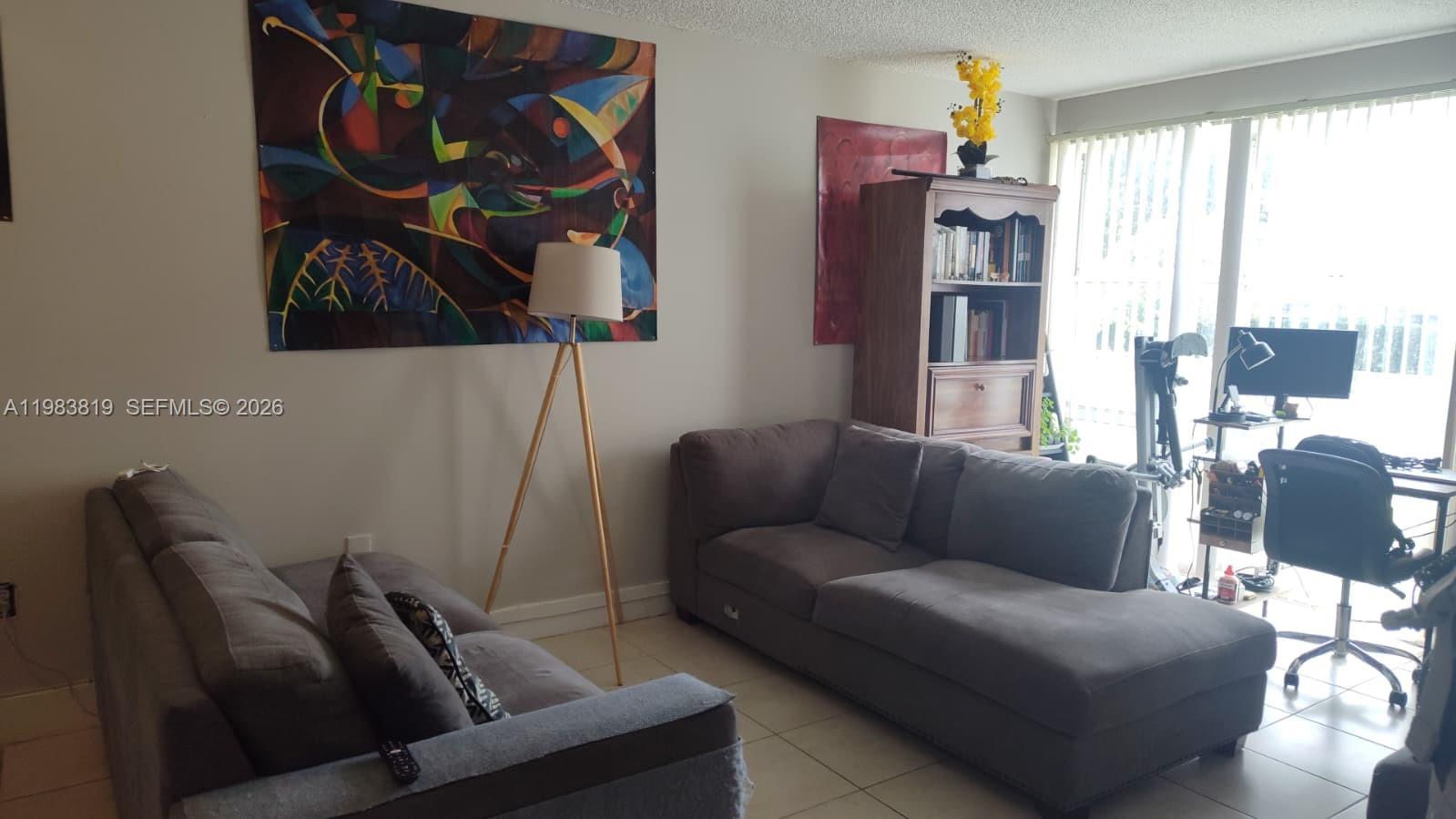 200 177th Dr #115 Sunny Isles Beach, FL 33160