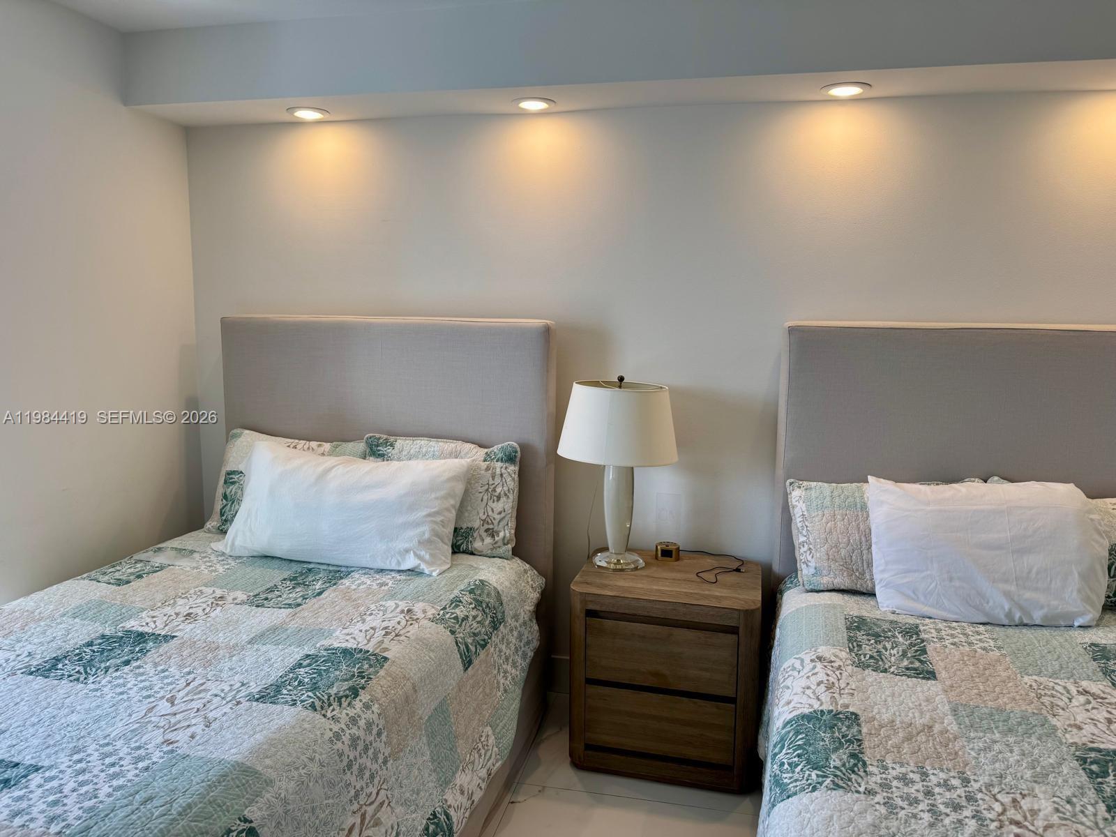 1000 Island Blvd #1410 Aventura, FL 33160