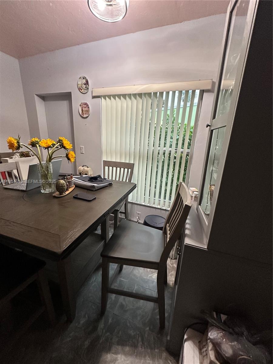 3170 SW 19th Ter Miami, FL 33145