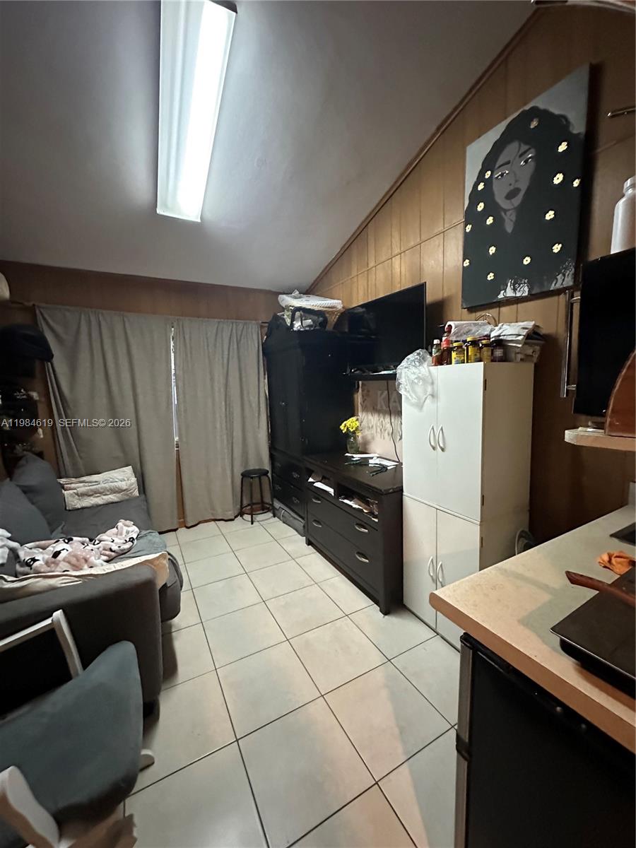 3170 SW 19th Ter Miami, FL 33145