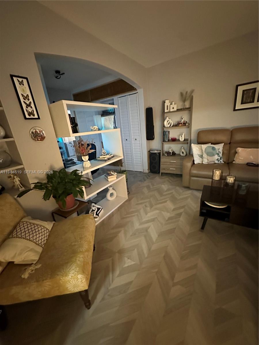 3170 SW 19th Ter Miami, FL 33145