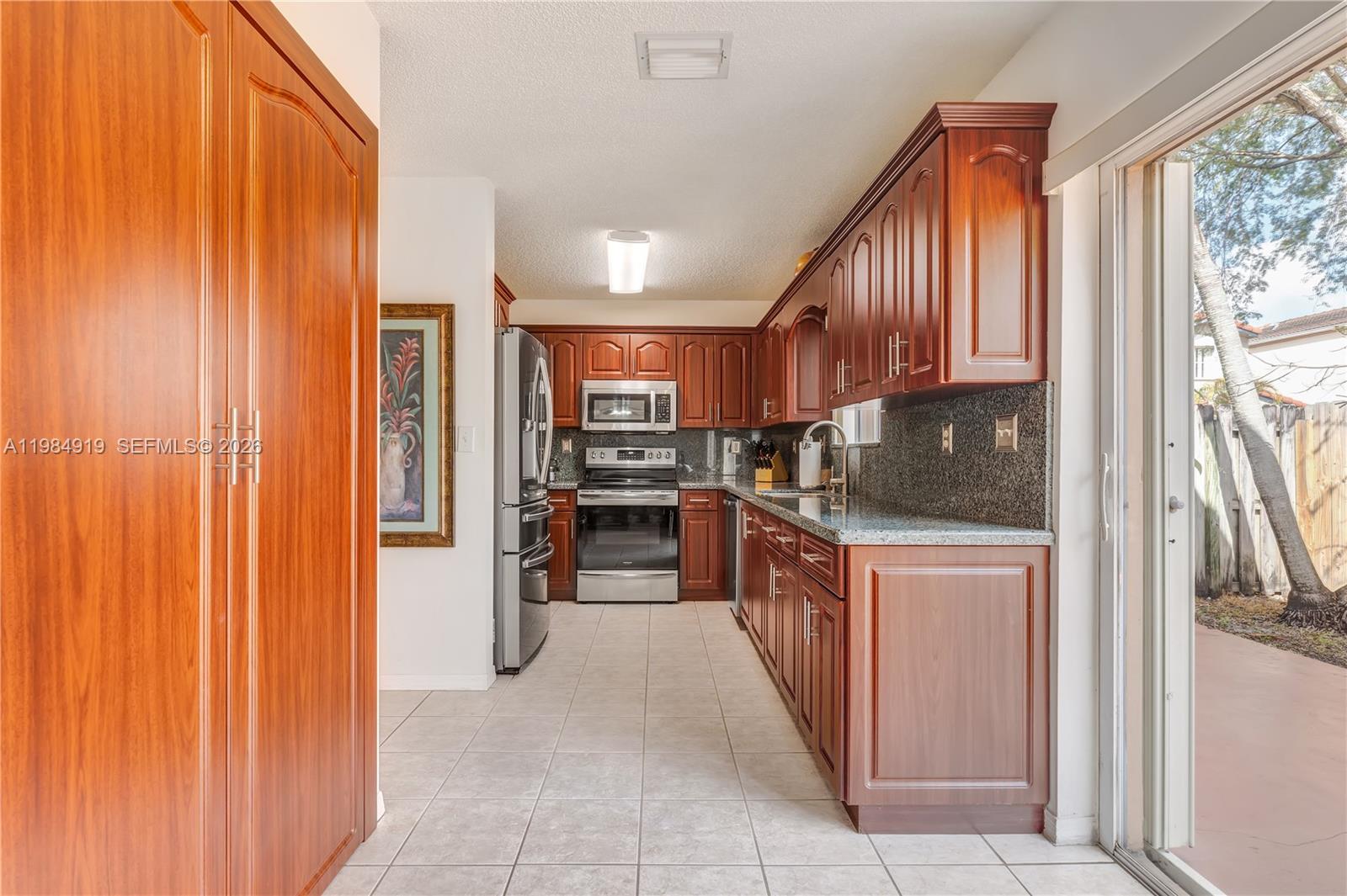 16323 SW 97th St Miami, FL 33196