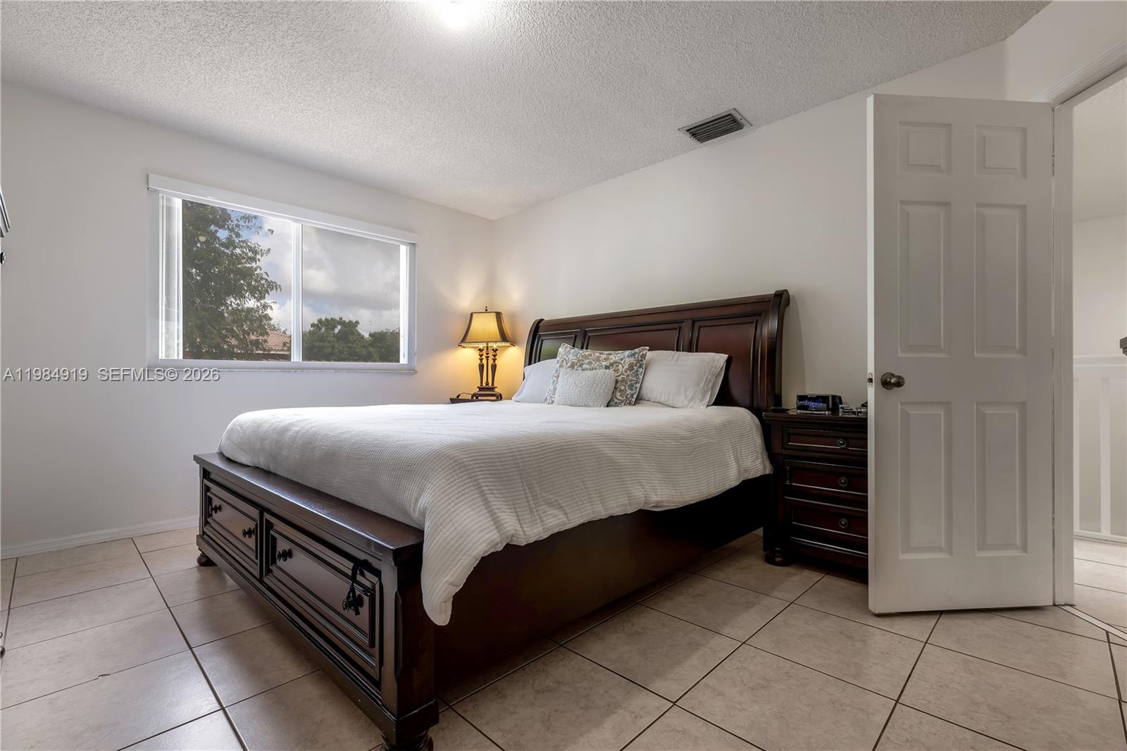 16323 SW 97th St Miami, FL 33196