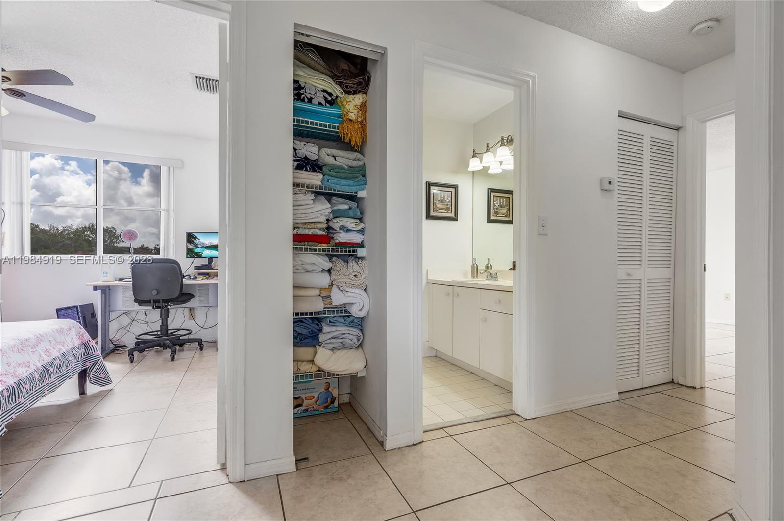 16323 SW 97th St Miami, FL 33196