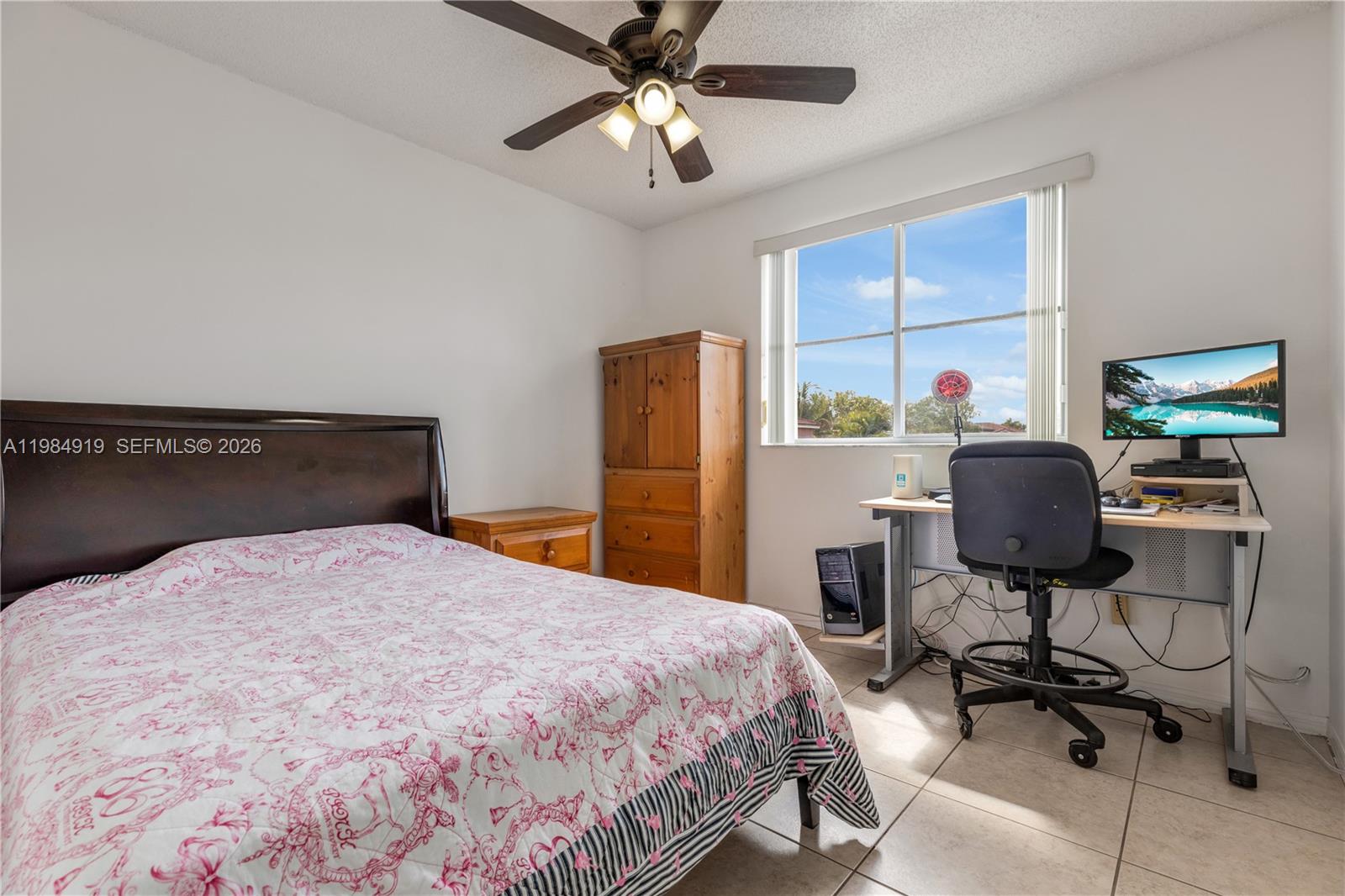 16323 SW 97th St Miami, FL 33196