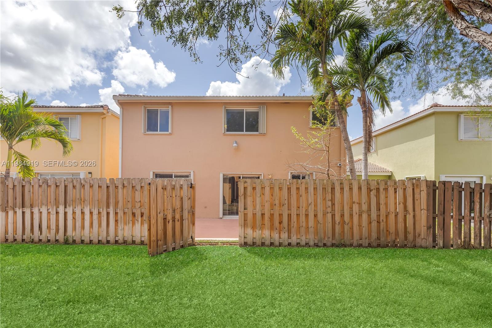 16323 SW 97th St Miami, FL 33196