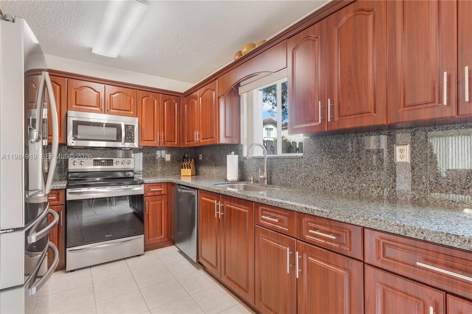 16323 SW 97th St Miami, FL 33196