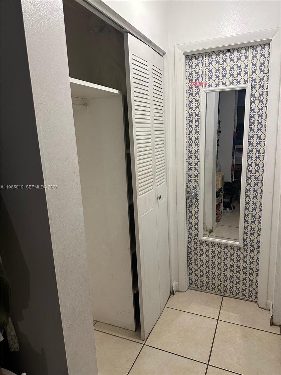 16410 Miami Dr #406 North Miami Beach, FL 33162