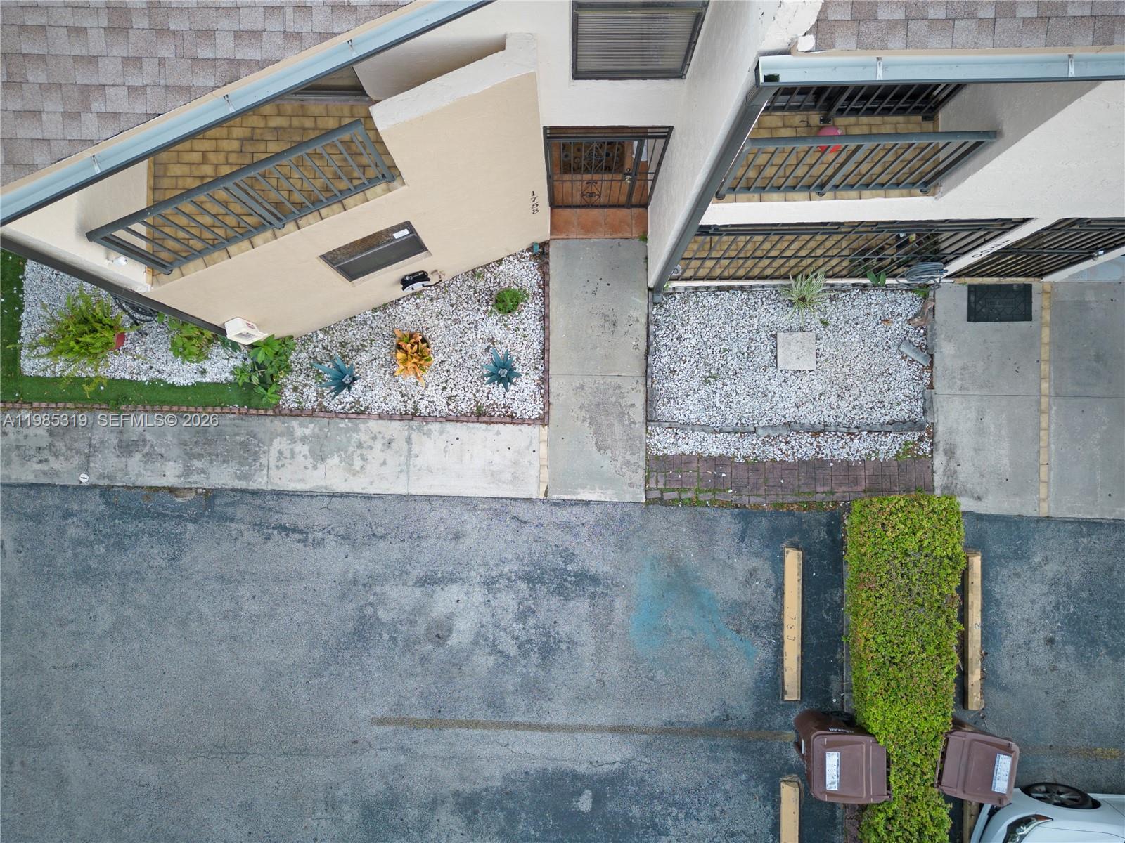 1758 W 58th St #1758 Hialeah, FL 33012