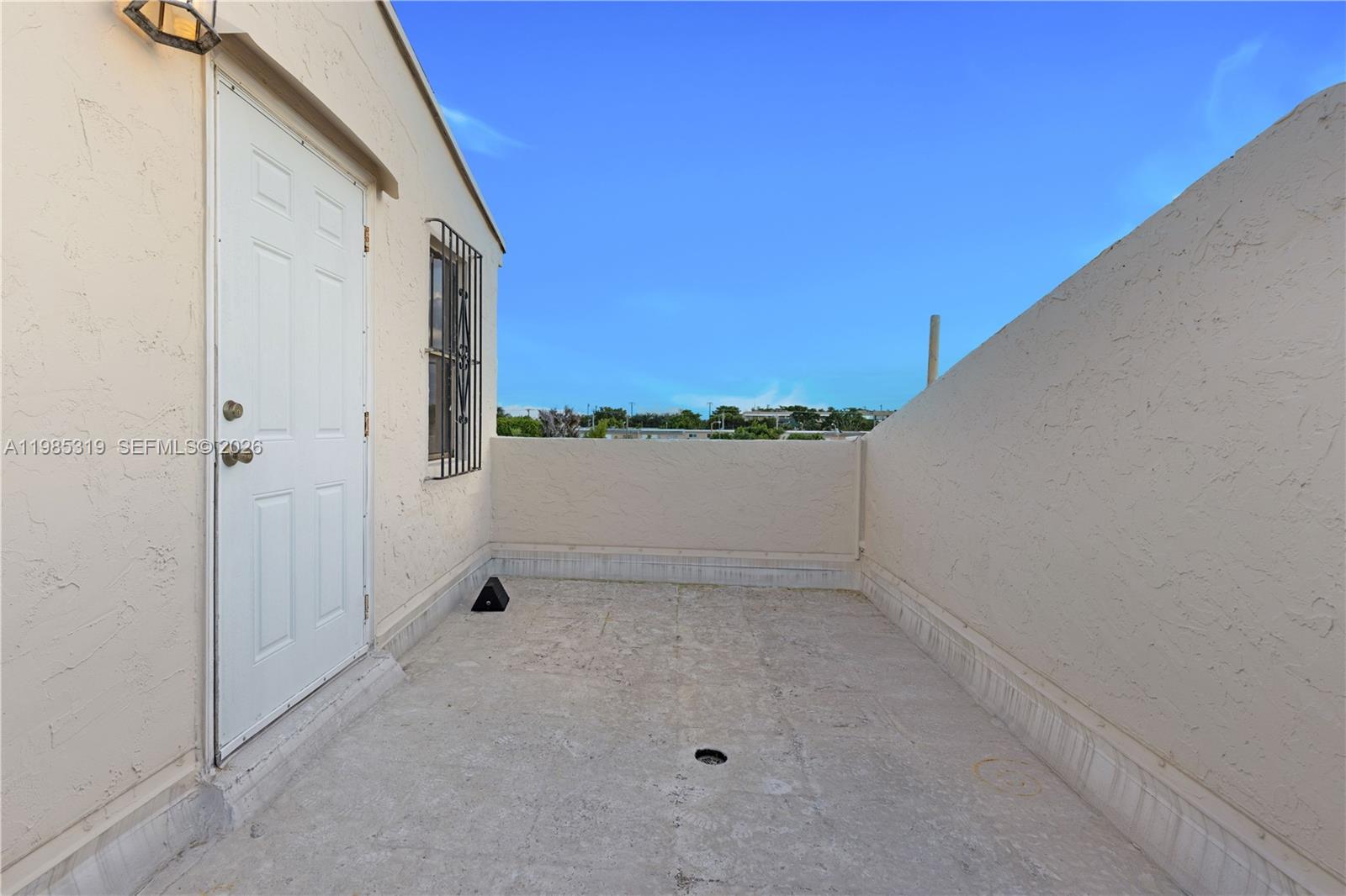 1758 W 58th St #1758 Hialeah, FL 33012