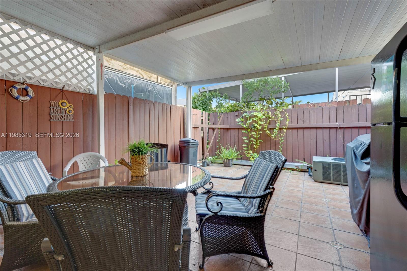 1758 W 58th St #1758 Hialeah, FL 33012