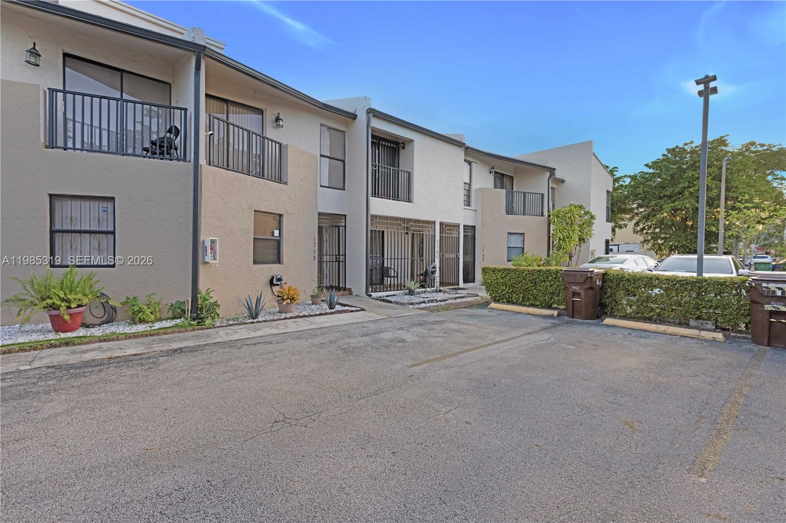 1758 W 58th St #1758 Hialeah, FL 33012
