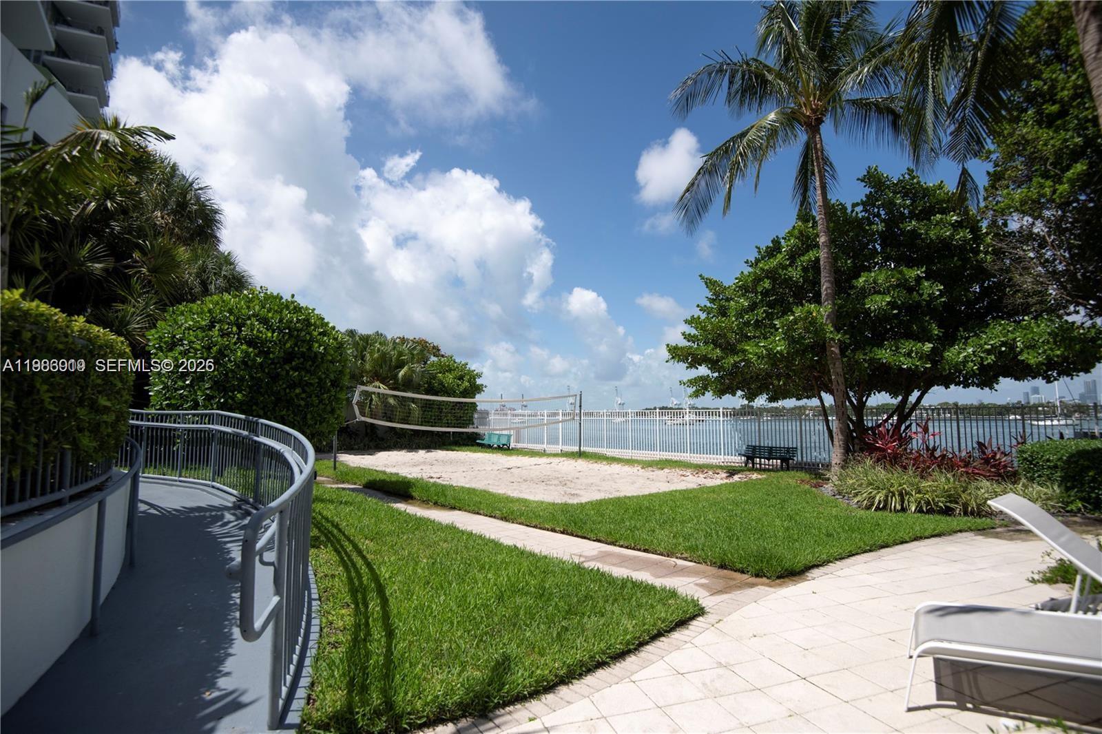 image The Waverly at South Beach11