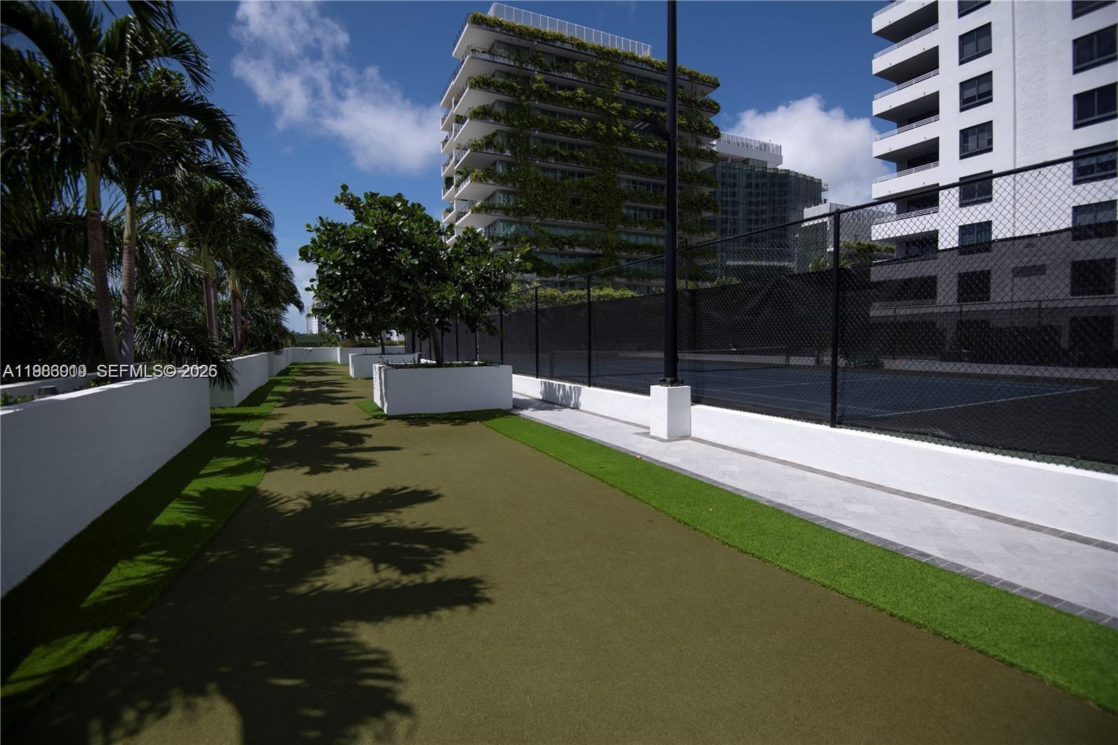 image The Waverly at South Beach19