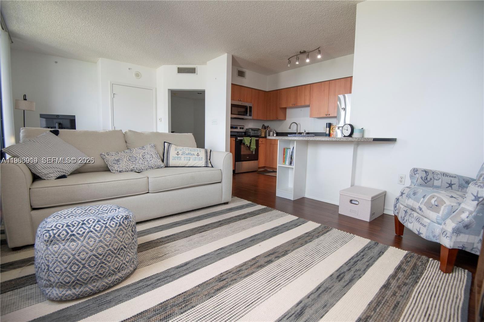 image The Waverly at South Beach22