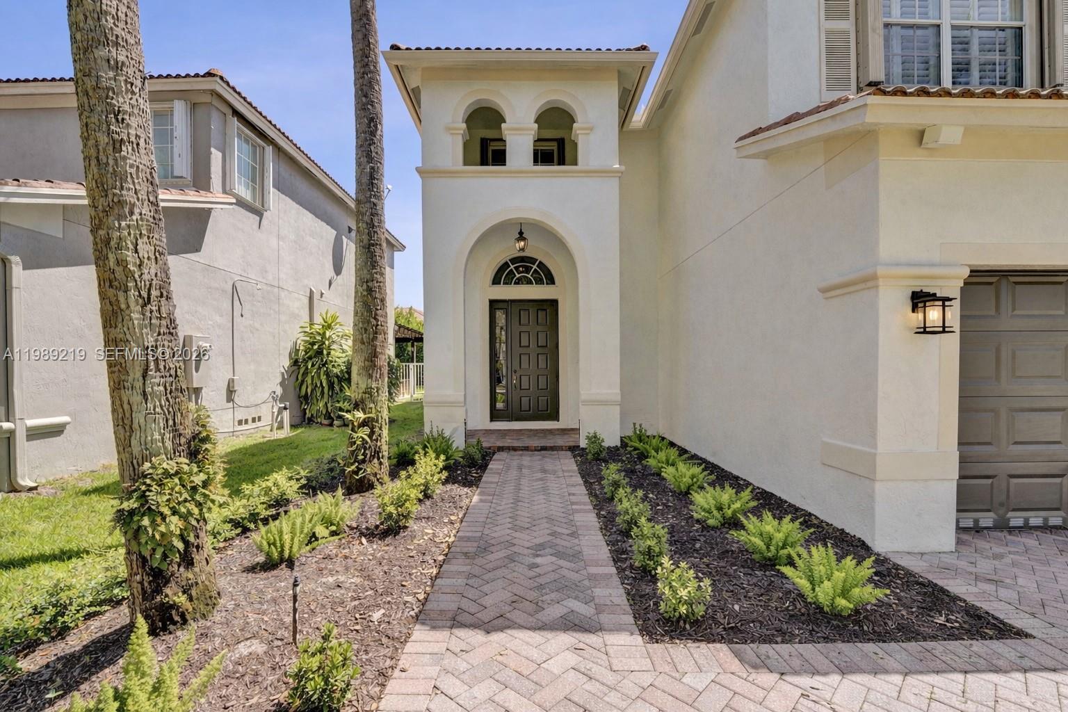 3936 Cascade Ter Weston, FL 33332