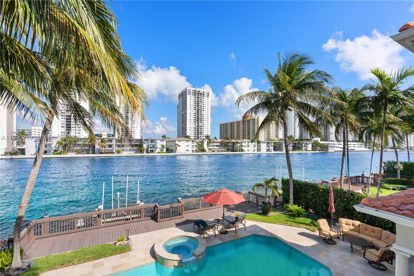 1495 Windjammer Way Hollywood, FL 33019