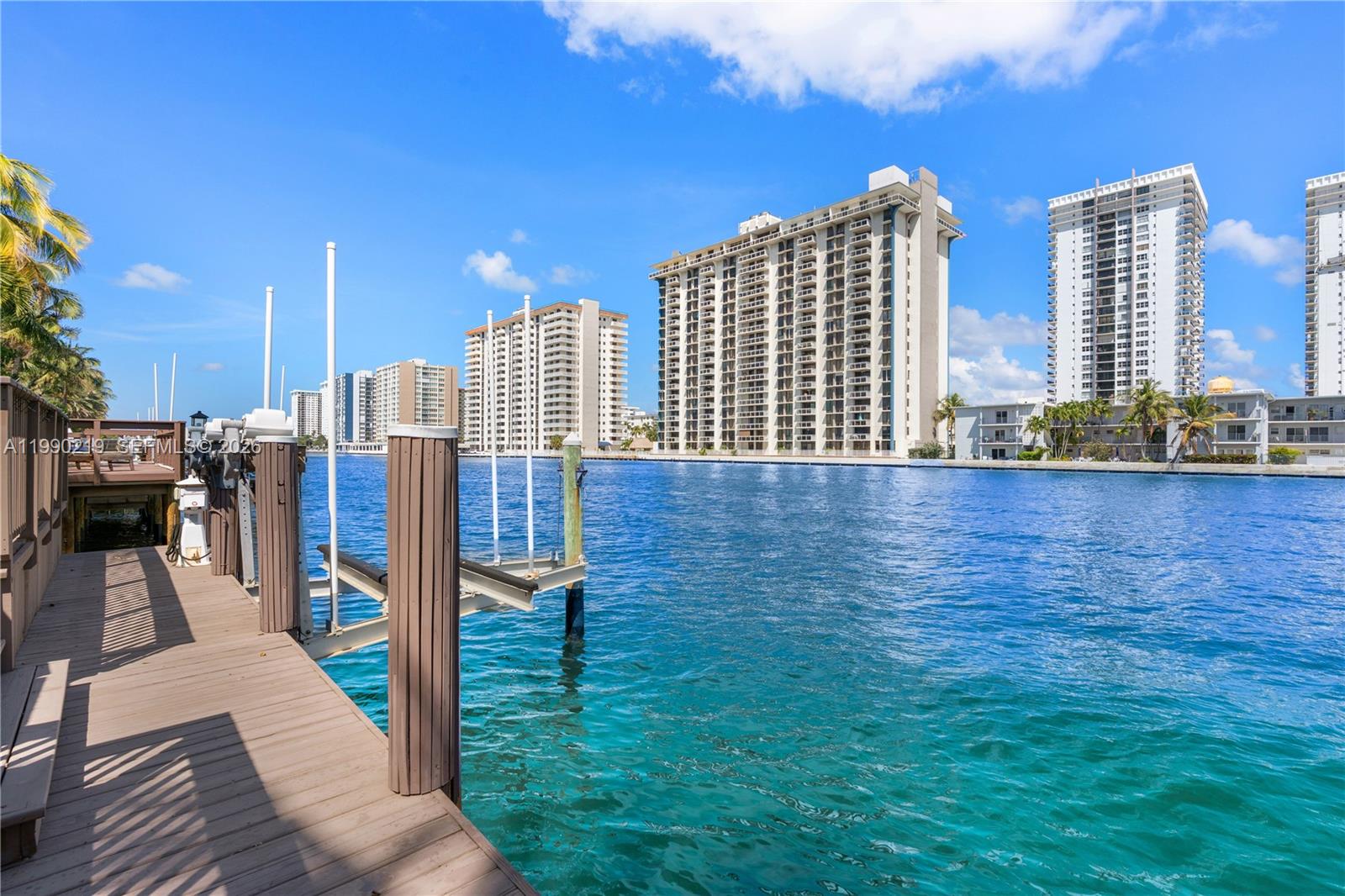 1495 Windjammer Way Hollywood, FL 33019