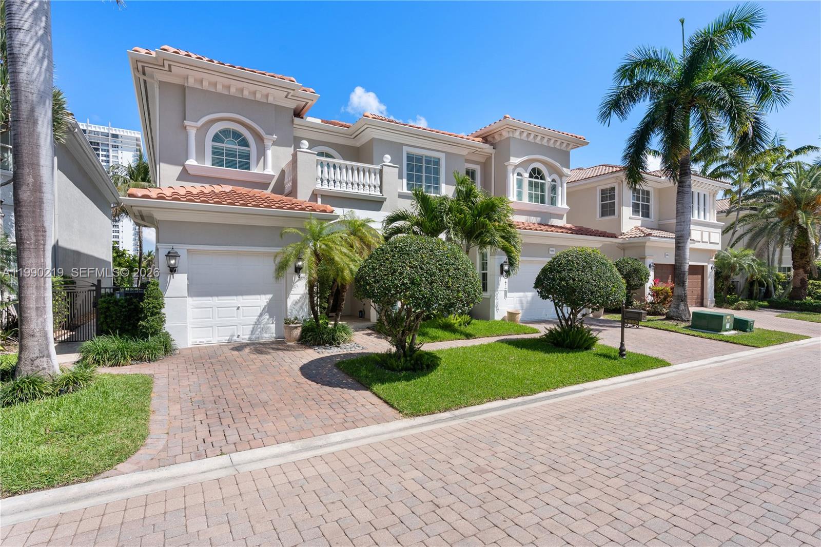 1495 Windjammer Way Hollywood, FL 33019