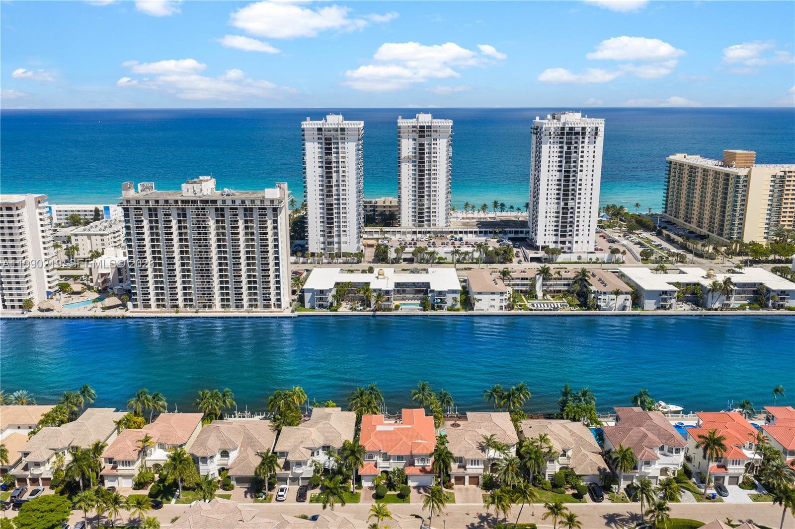 1495 Windjammer Way Hollywood, FL 33019