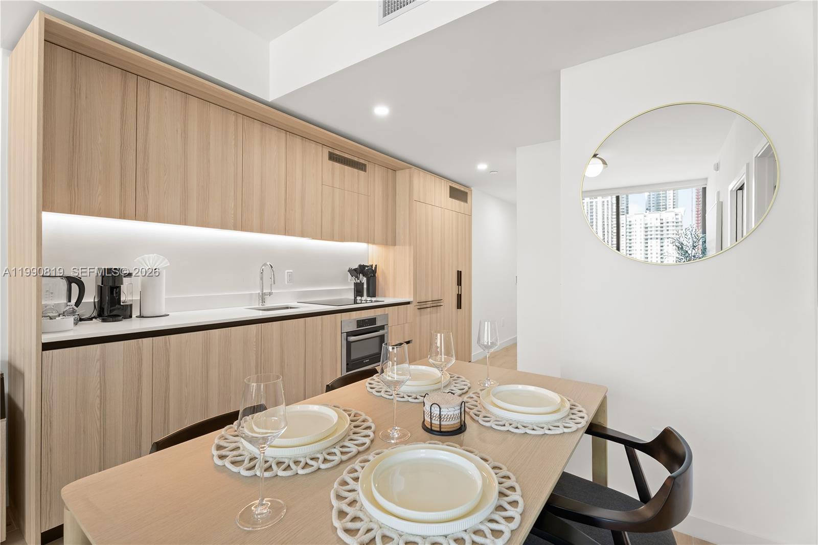 225 N Miami Ave #1003 Miami, FL 33128