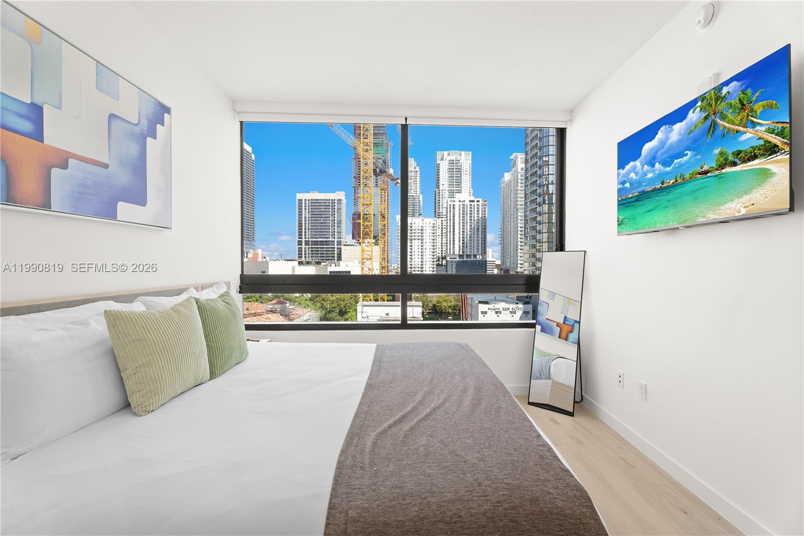 225 N Miami Ave #1003 Miami, FL 33128